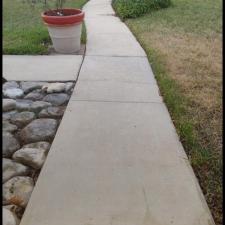 Top-Quality-Sidewalk-Cleaning-In-Shavano-Park-Texas 3